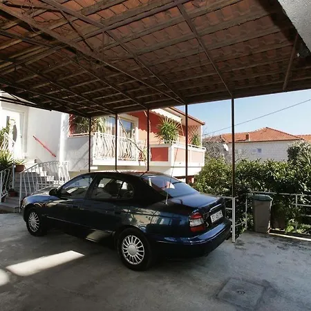 Maison d'hôtes With A Parking Space - 17442